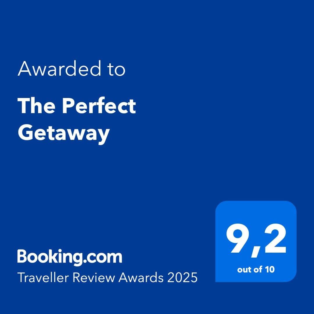 The Perfect Getaway Apartment Grand Baie Bagian luar foto
